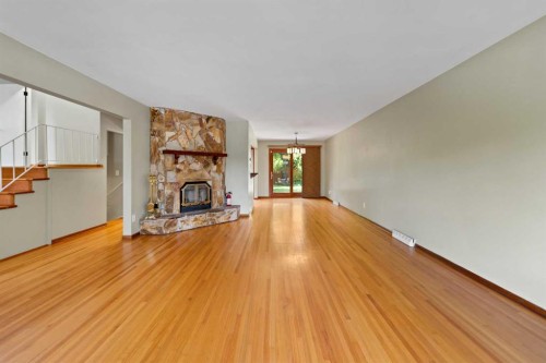 21 Roseview Drive Nw, Calgary, AB 
