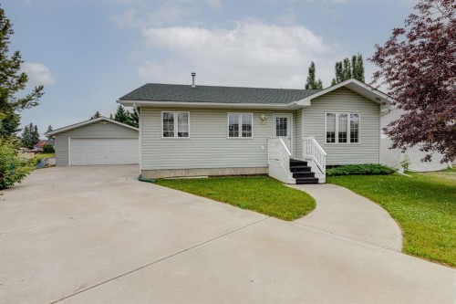 1521 Mary Place  Didsbury, AB T0M 0W0