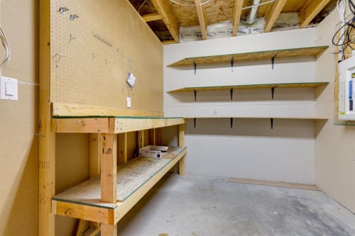 1521 Mary Place, Didsbury, AB - Indoor Photo Showing Basement