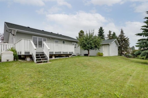 1521 Mary Place, Didsbury, AB - Outdoor