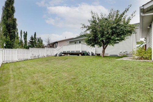 1521 Mary Place, Didsbury, AB - Outdoor