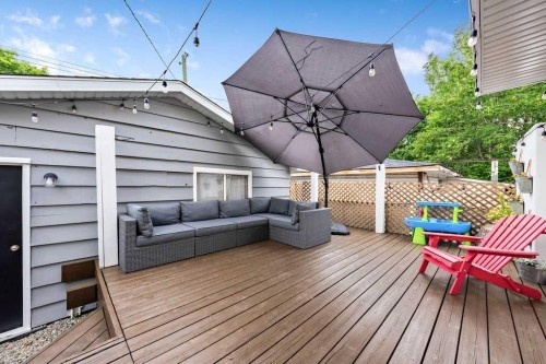 625 13 Avenue Ne, Calgary, AB - Outdoor With Deck Patio Veranda With Exterior