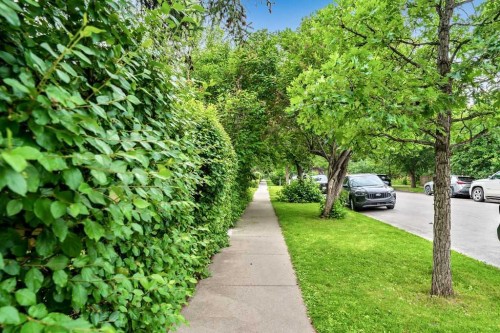 625 13 Avenue Ne, Calgary, AB - Outdoor
