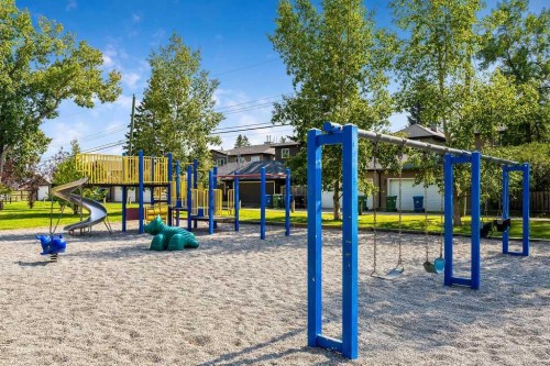 625 13 Avenue Ne, Calgary, AB - Outdoor