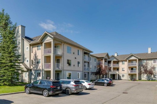 209-1000 Citadel Meadow Point Nw, Calgary, AB - Outdoor With Balcony With Facade