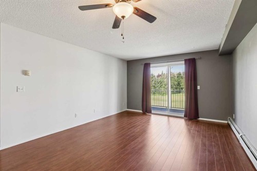 209-1000 Citadel Meadow Point Nw, Calgary, AB - Indoor Photo Showing Other Room