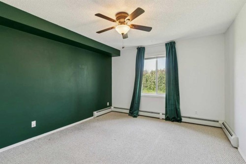 209-1000 Citadel Meadow Point Nw, Calgary, AB - Indoor Photo Showing Other Room