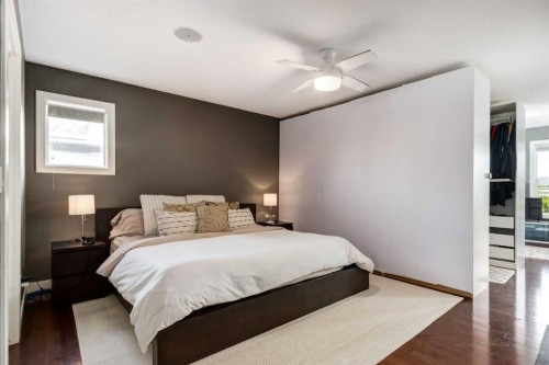 8631 Wentworth Drive Sw, Calgary, AB - Indoor Photo Showing Bedroom