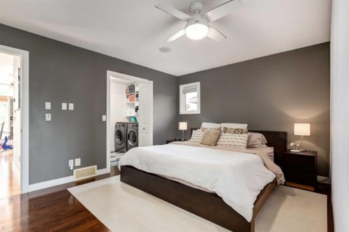 8631 Wentworth Drive Sw, Calgary, AB - Indoor Photo Showing Bedroom