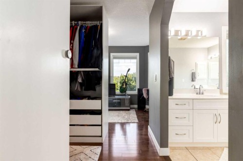 8631 Wentworth Drive Sw, Calgary, AB - Indoor