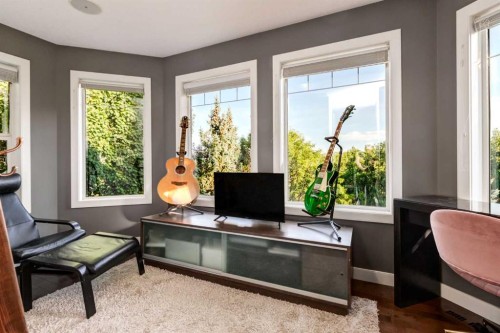 8631 Wentworth Drive Sw, Calgary, AB - Indoor