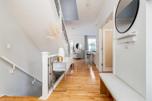 8631 Wentworth Drive Sw, Calgary, AB - Indoor Photo Showing Other Room