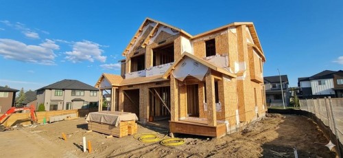 2242 81St Street Sw, Calgary, AB - Outdoor