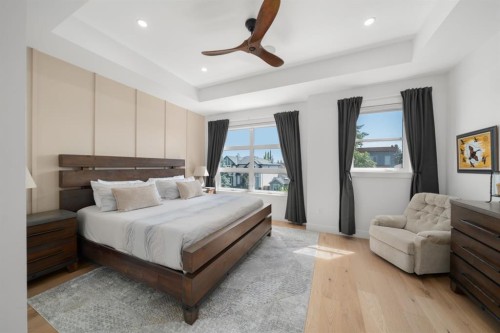 2407 33 Street Sw, Calgary, AB - Indoor Photo Showing Bedroom