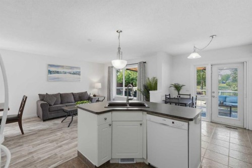 218 Bridlewood Place Sw, Calgary, AB - Indoor