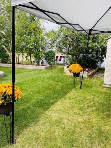 218 Bridlewood Place Sw, Calgary, AB - Outdoor