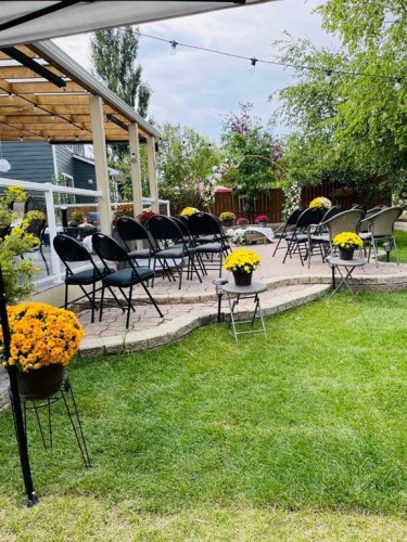 218 Bridlewood Place Sw, Calgary, AB - Outdoor