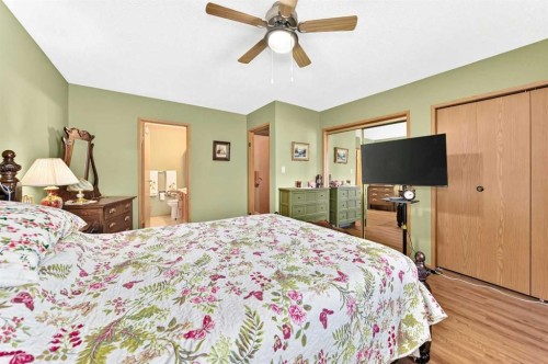 49-2821 Botterill Crescent, Red Deer, AB - Indoor Photo Showing Bedroom
