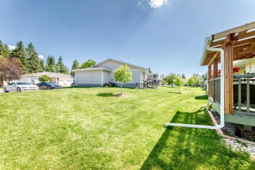 49-2821 Botterill Crescent, Red Deer, AB - Outdoor