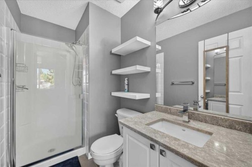 113 Tuscany Springs Gardens Nw, Calgary, AB - Indoor Photo Showing Bathroom