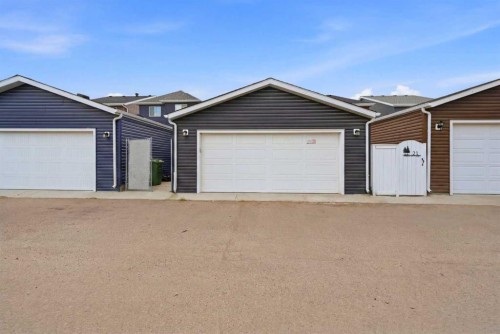 25 Red Sky Way Ne, Calgary, AB 