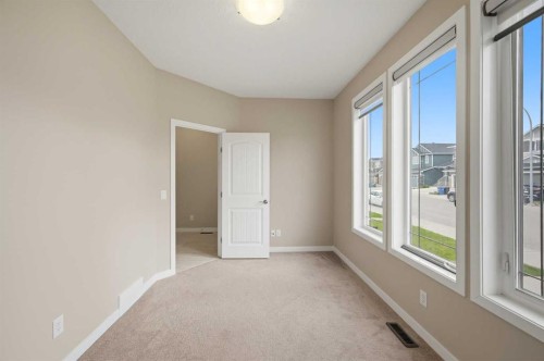25 Red Sky Way Ne, Calgary, AB 