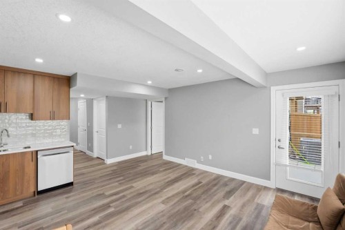 733 Windrow Manor Sw, Airdrie, AB - Indoor