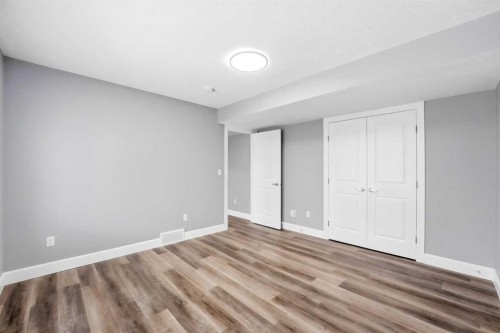 733 Windrow Manor Sw, Airdrie, AB - Indoor Photo Showing Other Room