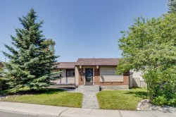 4819 Rundlewood Drive NE Calgary, AB T1Y 1B2