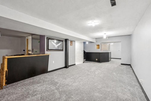 4819 Rundlewood Drive Ne, Calgary, AB - Indoor Photo Showing Other Room