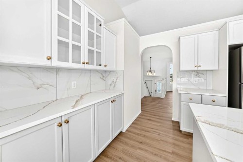 152 Harvest Park Terrace Ne, Calgary, AB - Indoor Photo Showing Kitchen