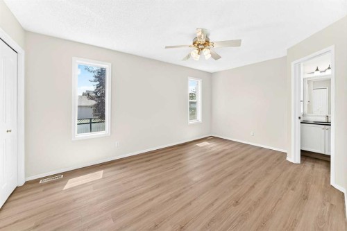 152 Harvest Park Terrace Ne, Calgary, AB - Indoor Photo Showing Other Room