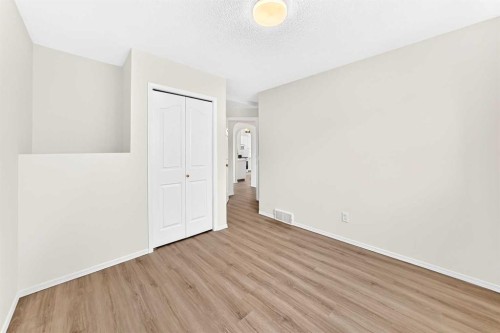 152 Harvest Park Terrace Ne, Calgary, AB - Indoor Photo Showing Other Room