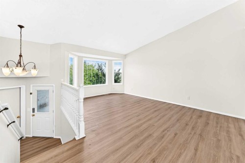 152 Harvest Park Terrace Ne, Calgary, AB - Indoor Photo Showing Other Room
