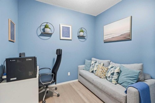 206 Lucas Crescent Nw, Calgary, AB - Indoor