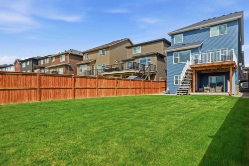 206 Lucas Crescent Nw, Calgary, AB - Outdoor With Deck Patio Veranda
