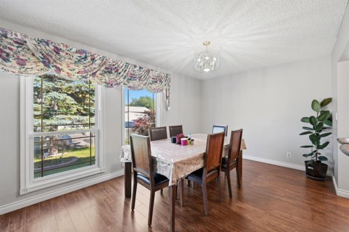 4 Fallswater Road Ne, Calgary, AB - Indoor Photo Showing Dining Room