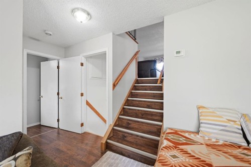 4 Fallswater Road Ne, Calgary, AB - Indoor Photo Showing Other Room