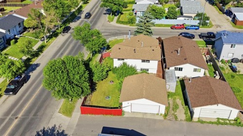 4 Fallswater Road Ne, Calgary, AB - Outdoor With View