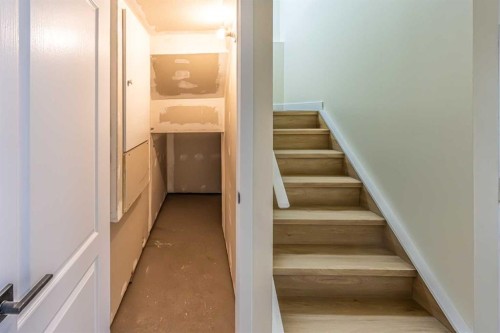 30 Somerside Manor Sw, Calgary, AB 