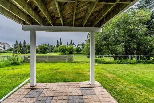 30 Somerside Manor Sw, Calgary, AB 