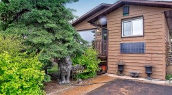 94 Elk Hill SEAirdrie, AB T4B 1Y6