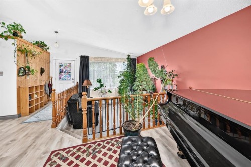 94 Elk Hill Se, Airdrie, AB 