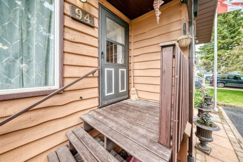 94 Elk Hill Se, Airdrie, AB 