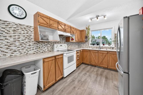 94 Elk Hill Se, Airdrie, AB 