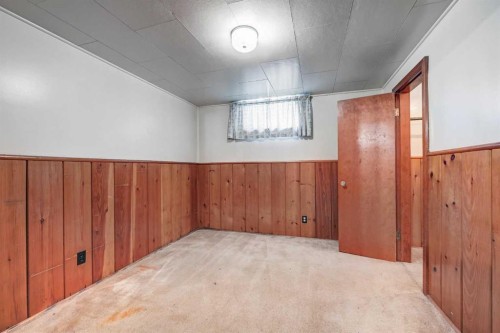 1917 Mountview Crescent Ne, Calgary, AB - Indoor Photo Showing Other Room