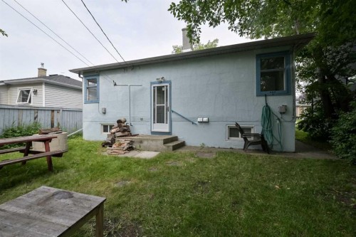 1917 Mountview Crescent Ne, Calgary, AB - Outdoor