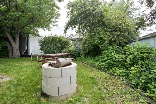 1917 Mountview Crescent Ne, Calgary, AB - Outdoor