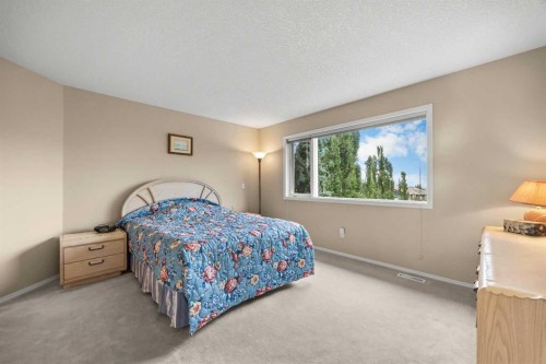 10413 Hamptons Boulevard Nw, Calgary, AB - Indoor Photo Showing Bedroom