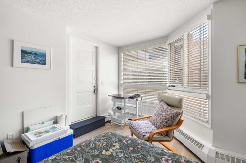 207-2425 90 Avenue Sw, Calgary, AB - Indoor